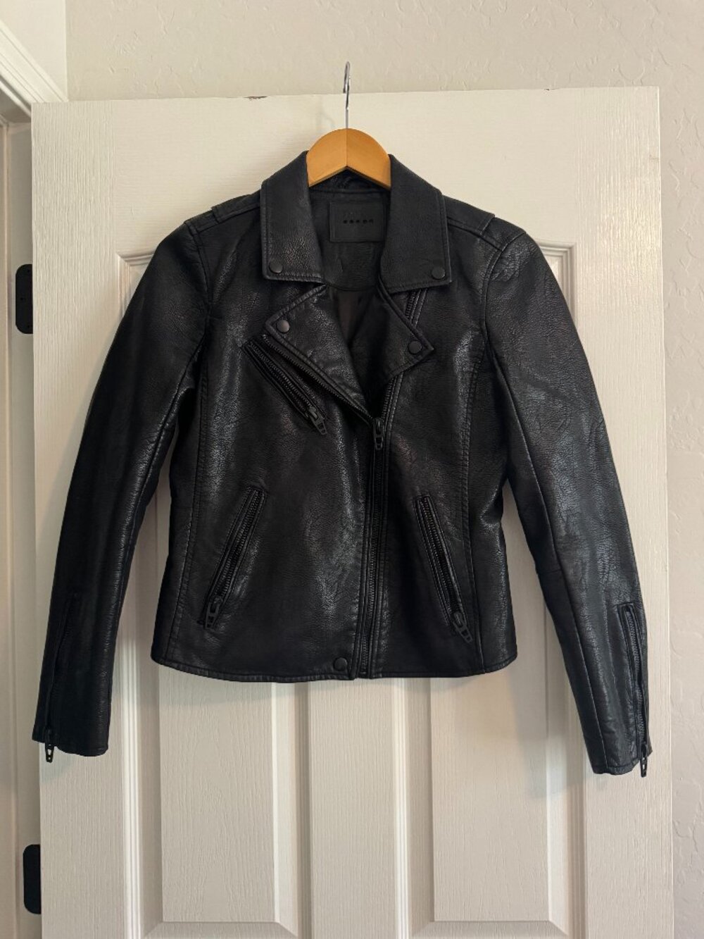 BLANKNYC Women's Moto Jacket, Onyx, Small